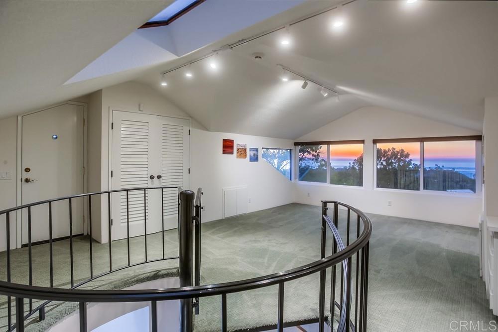 621 N Granados Avenue