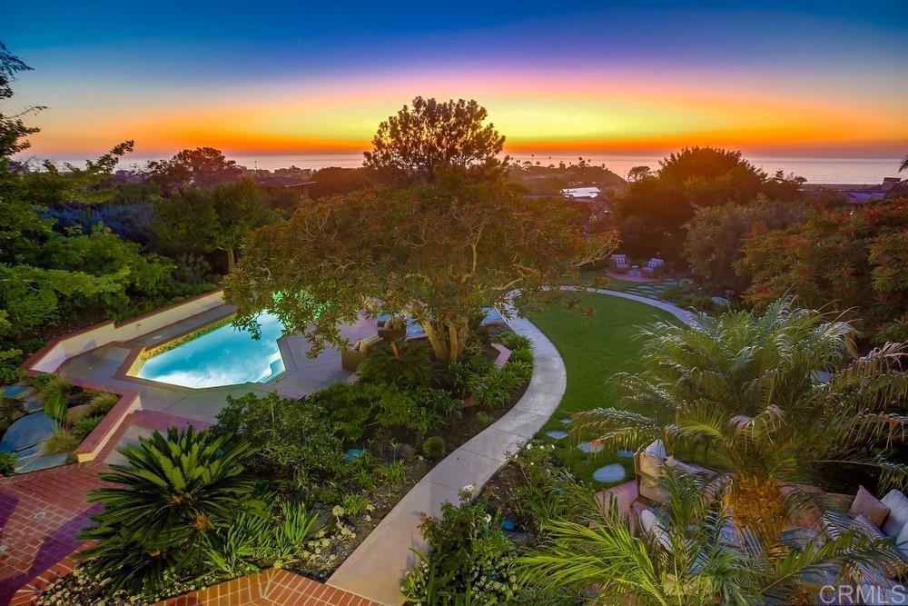 621 N Granados Avenue