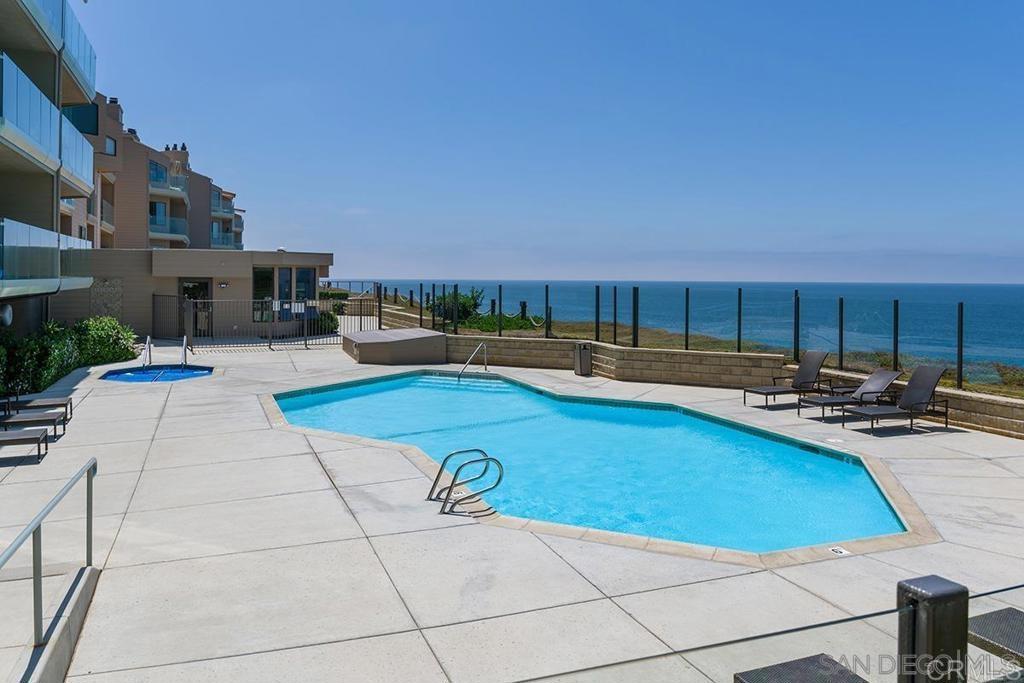 211 S Helix Avenue 54