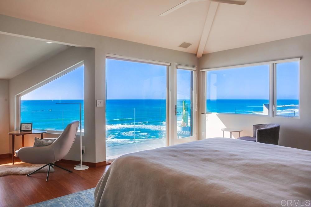 211 S Helix Avenue 54