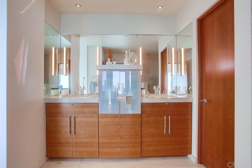 211 S Helix Avenue 54