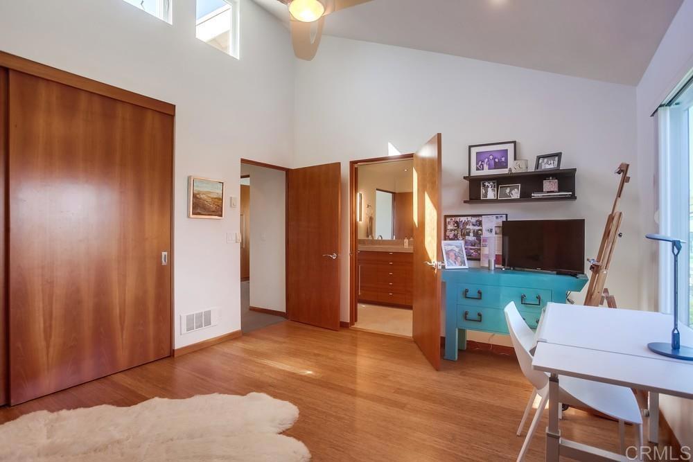 211 S Helix Avenue 54