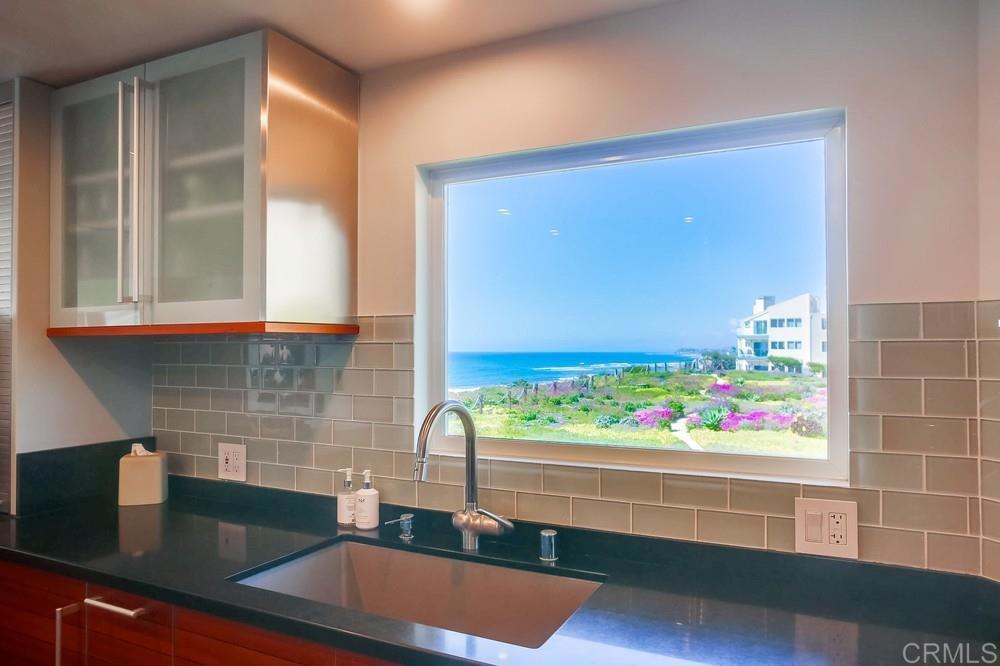 211 S Helix Avenue 54