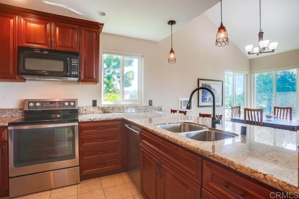 930 Via Mil Cumbres 124