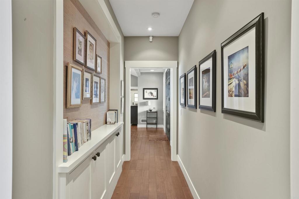401 Glencrest