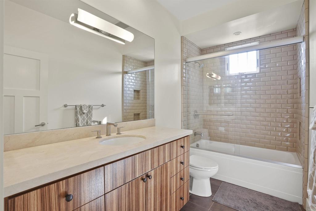 401 Glencrest