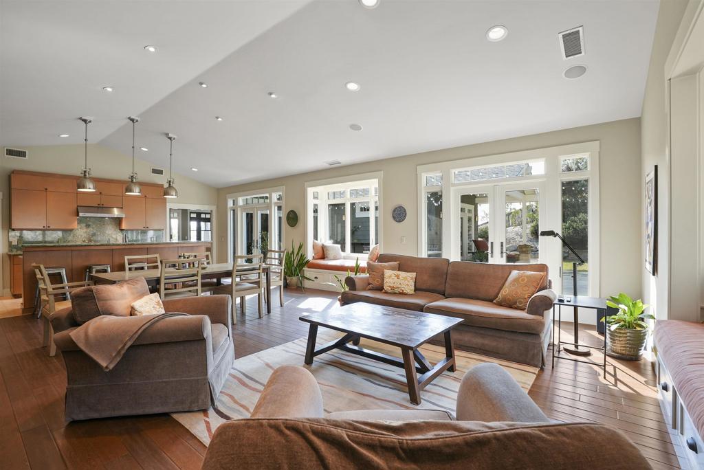 401 Glencrest