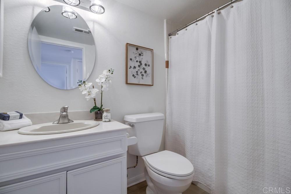 6838 Camino Berdecio