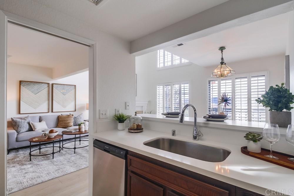 6838 Camino Berdecio