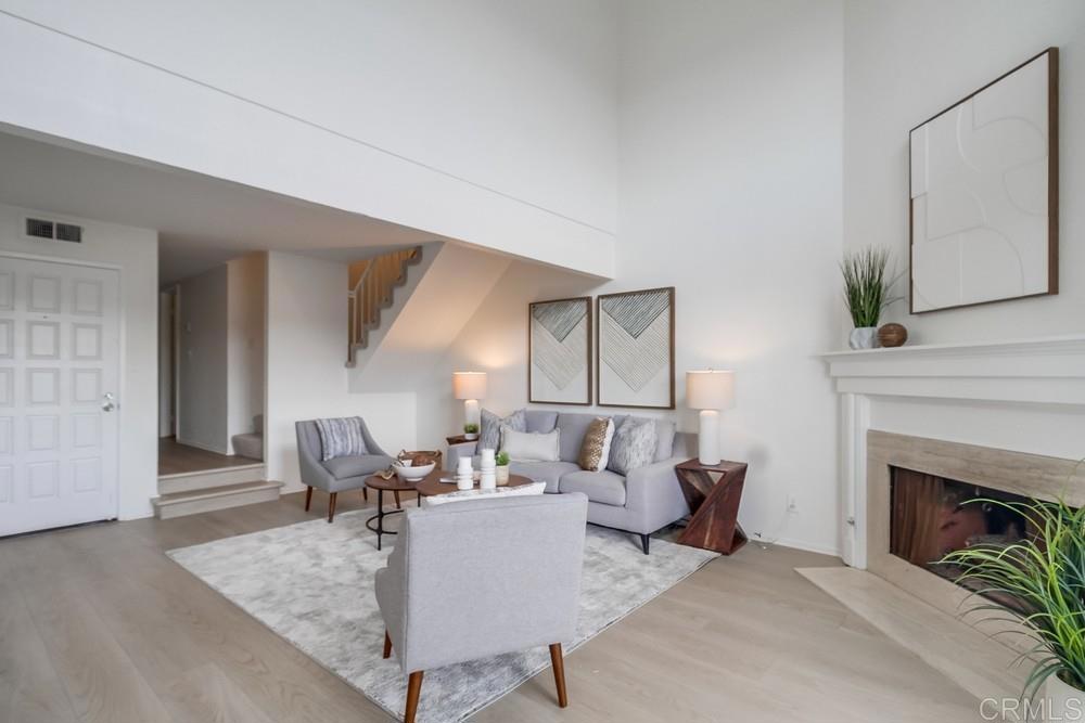 6838 Camino Berdecio