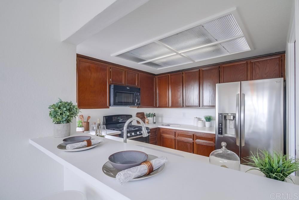 6838 Camino Berdecio