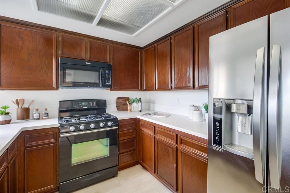 6838 Camino Berdecio