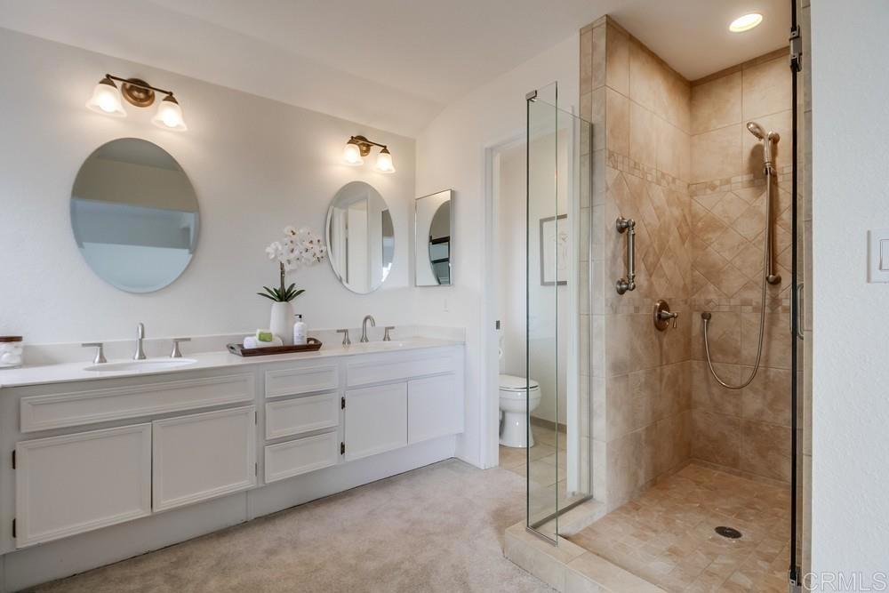 6838 Camino Berdecio