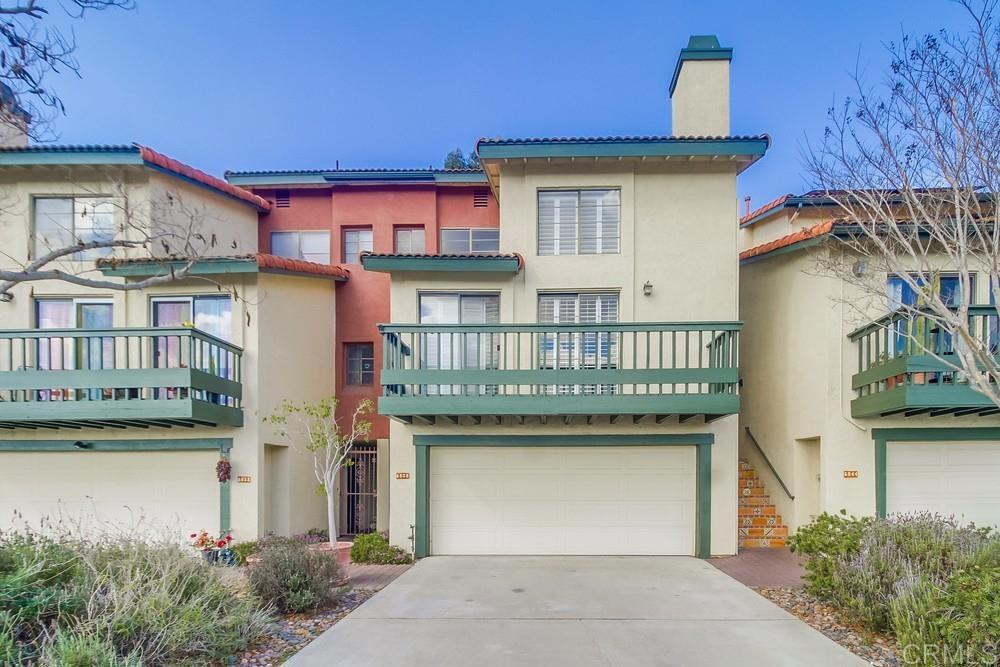 6838 Camino Berdecio