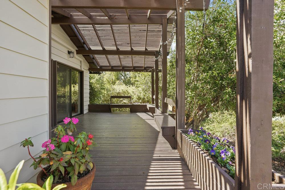 1520 Via Rancho Parkway