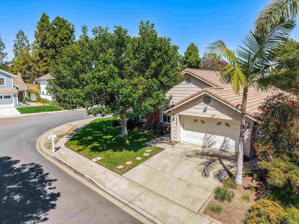 12361 Del Mar Oaks