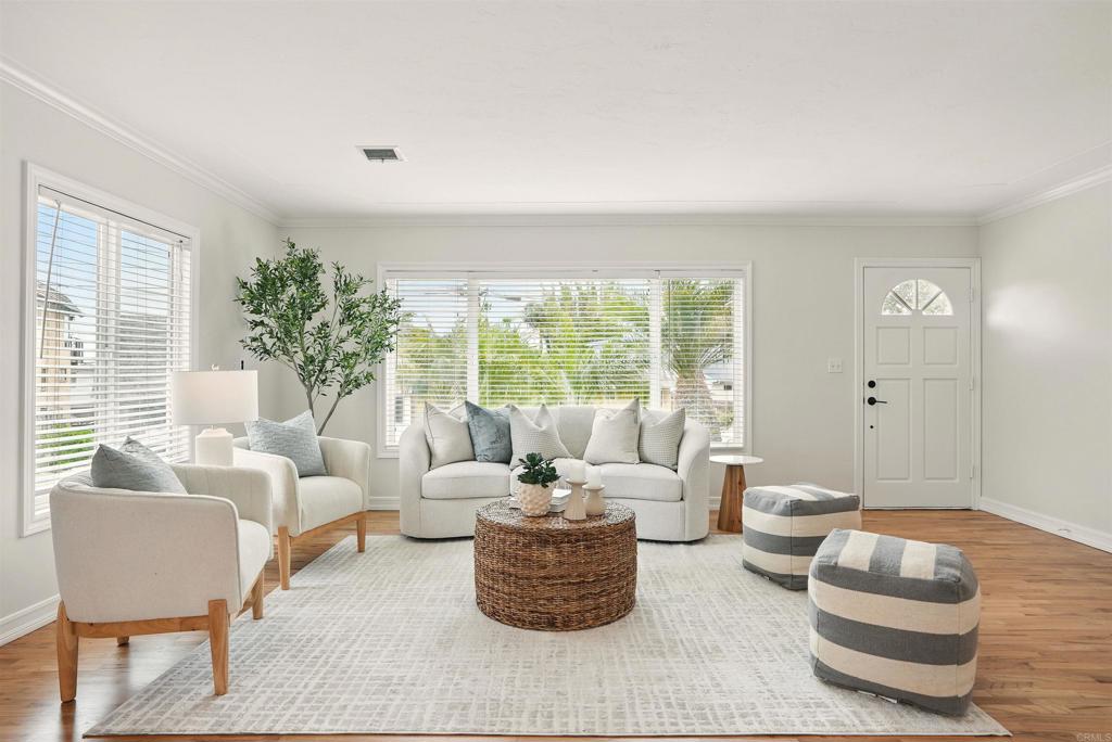 1927 Edinburg Avenue