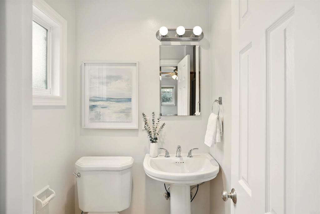 1927 Edinburg Avenue