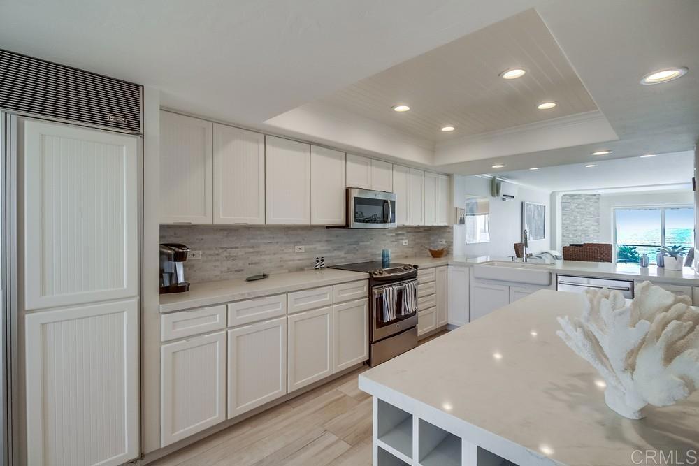 135 S Sierra Avenue 33