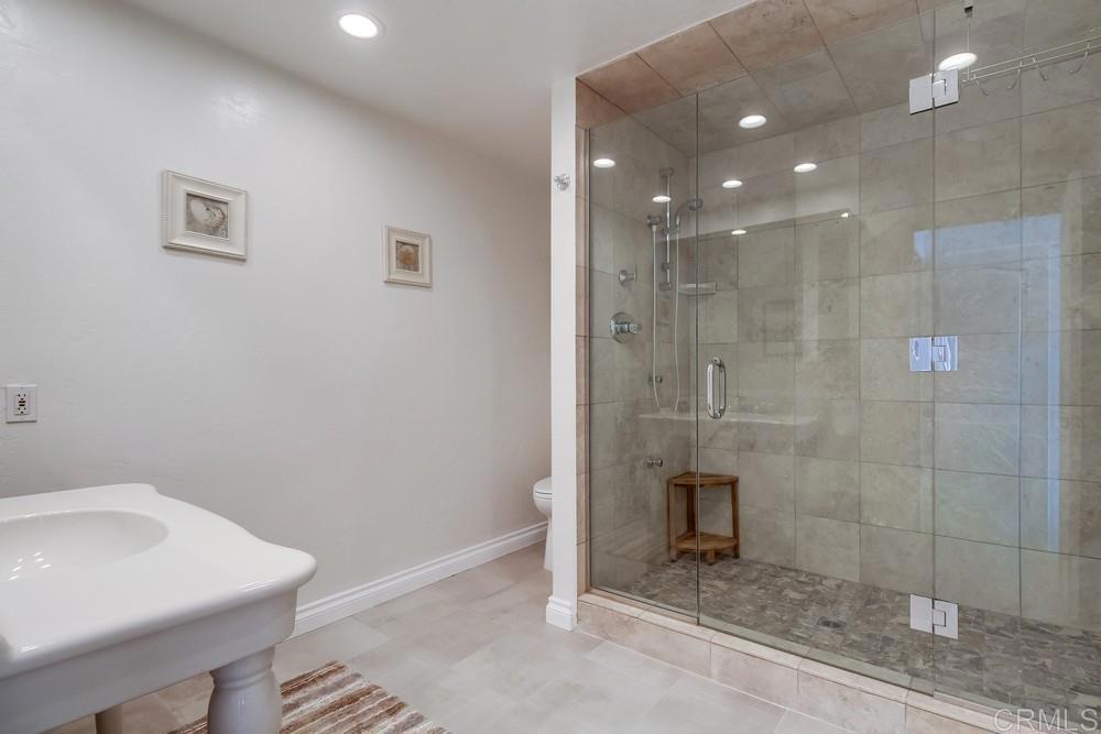 135 S Sierra Avenue 33