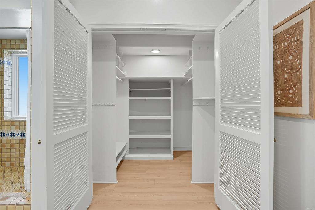 2206 Running Spring Place