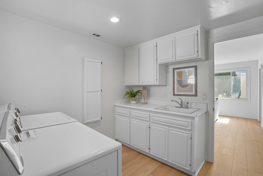 2206 Running Spring Place