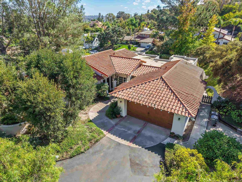 2206 Running Spring Place