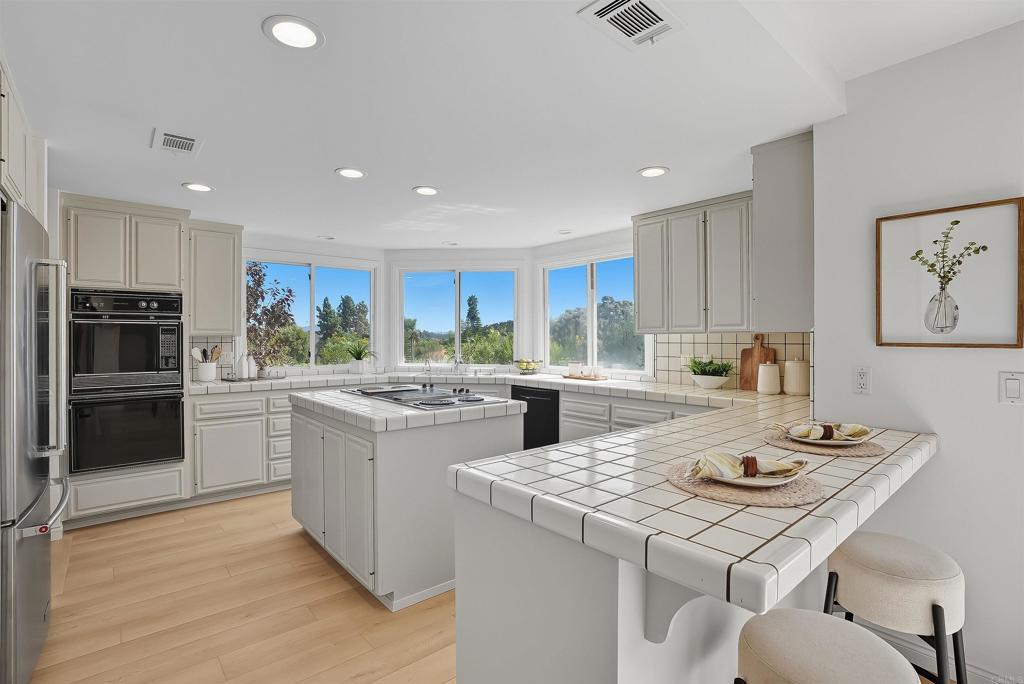 2206 Running Spring Place