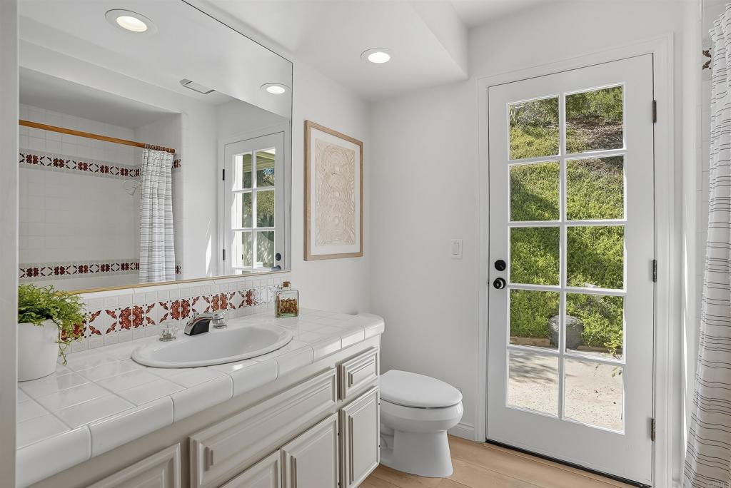 2206 Running Spring Place