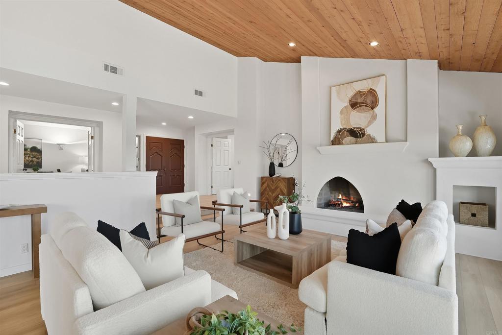 2206 Running Spring Place