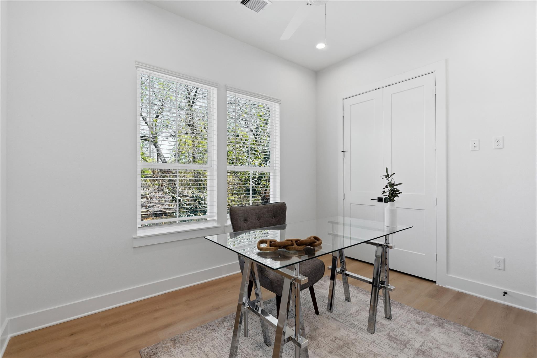 4610 & 4608 A/B Gunter Street