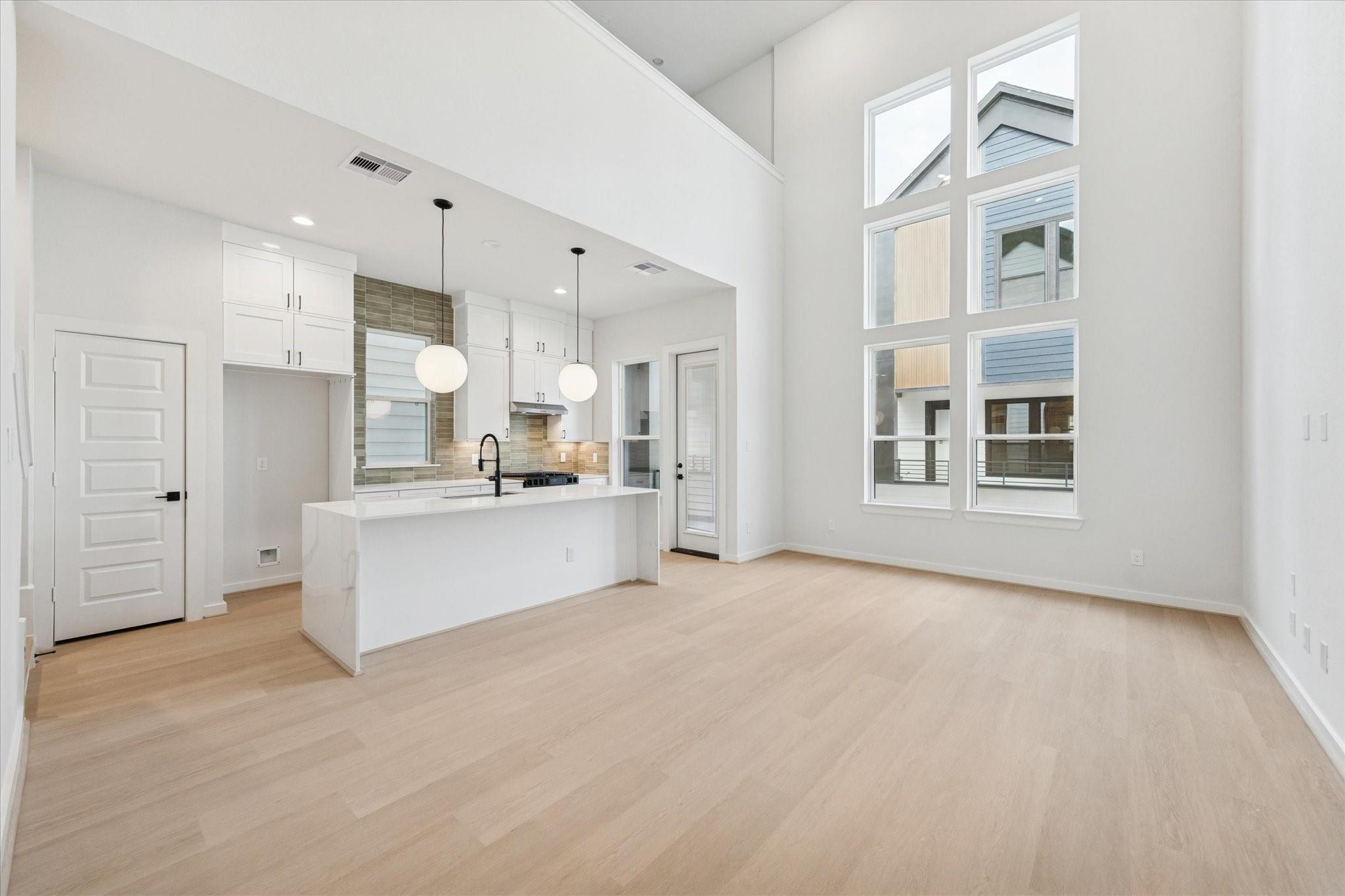 817 Thornton Road Unit: E