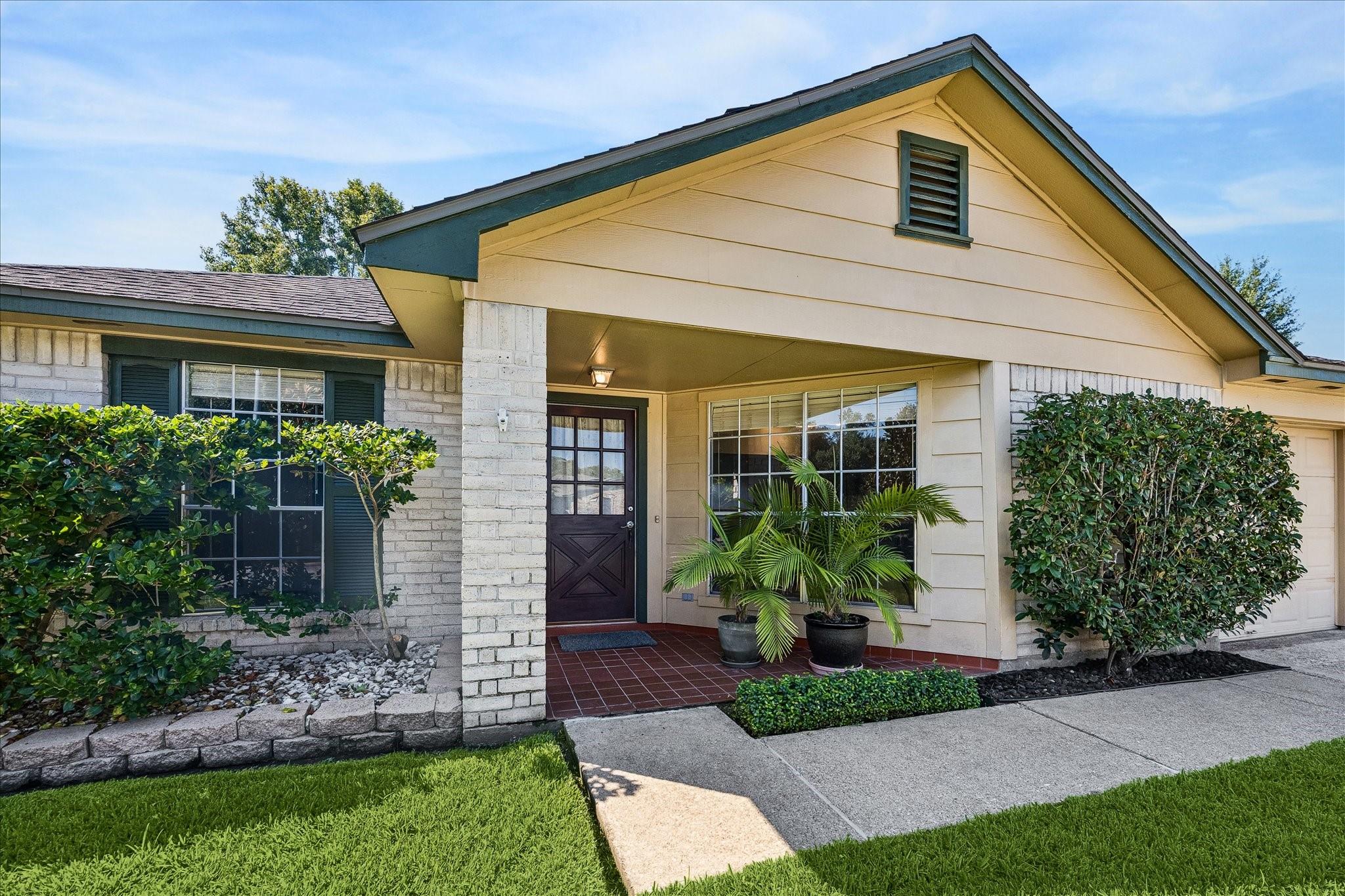 16911 Summer Dawn Place
