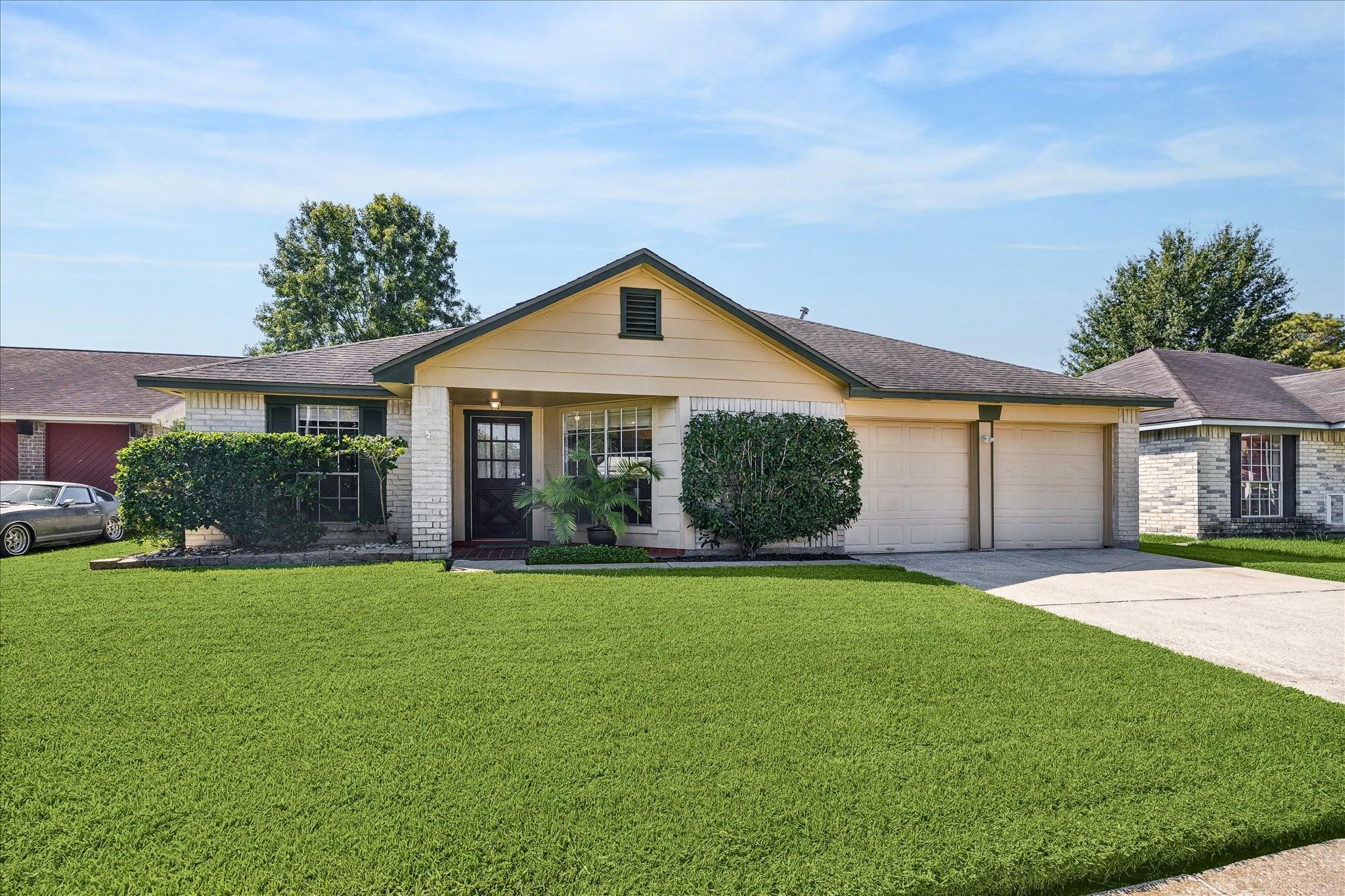 16911 Summer Dawn Place