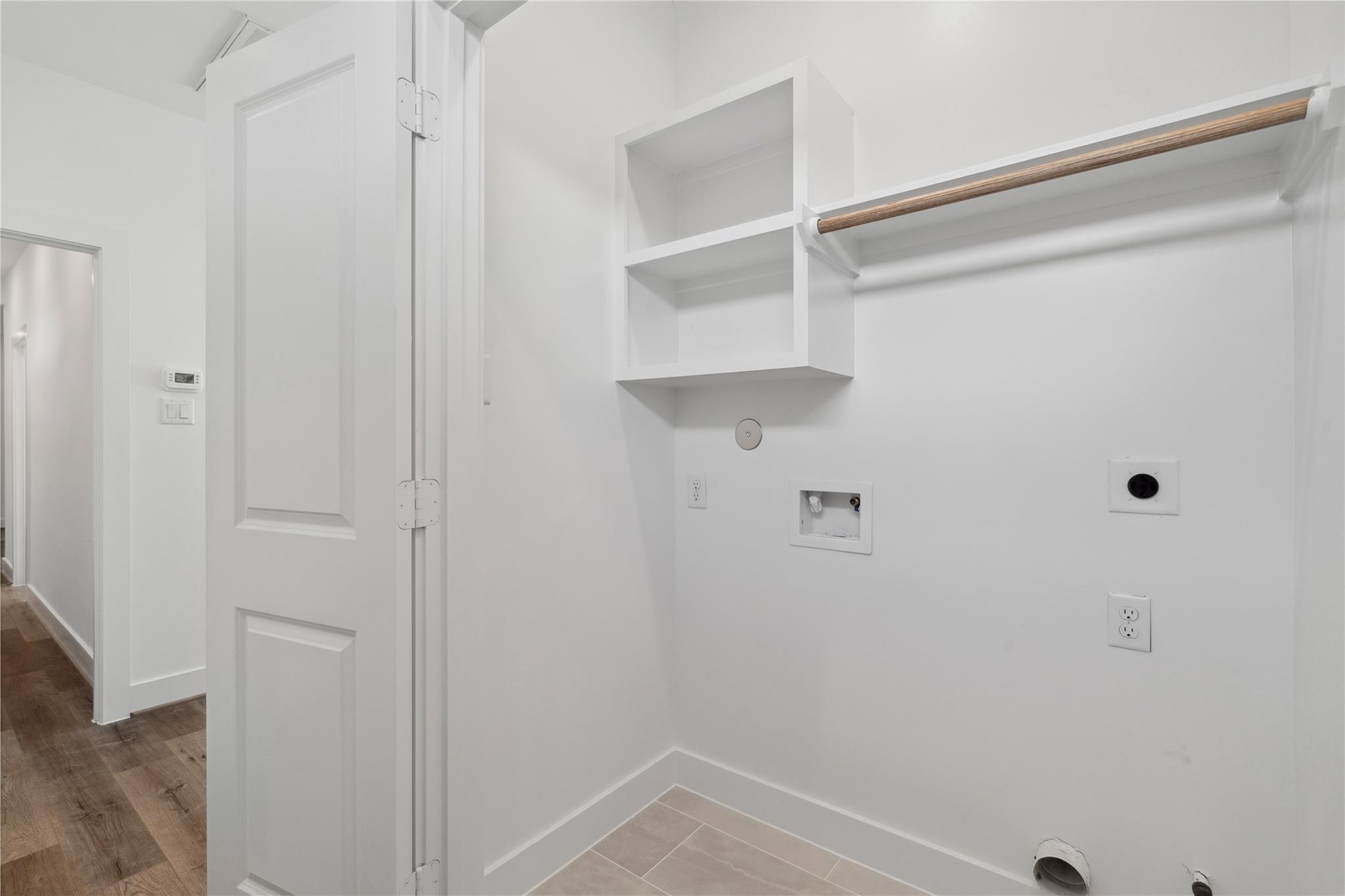 1031 S Victory Drive