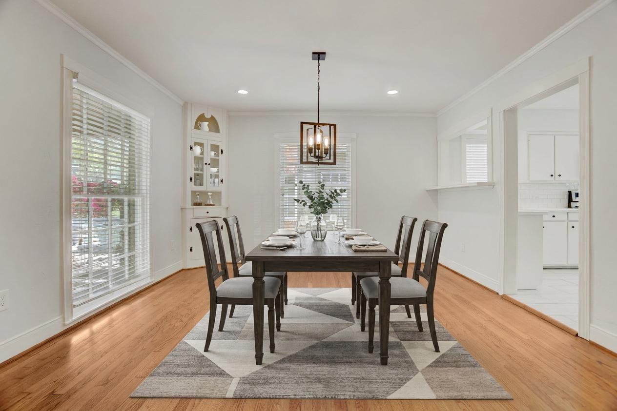 2412 Nottingham Street