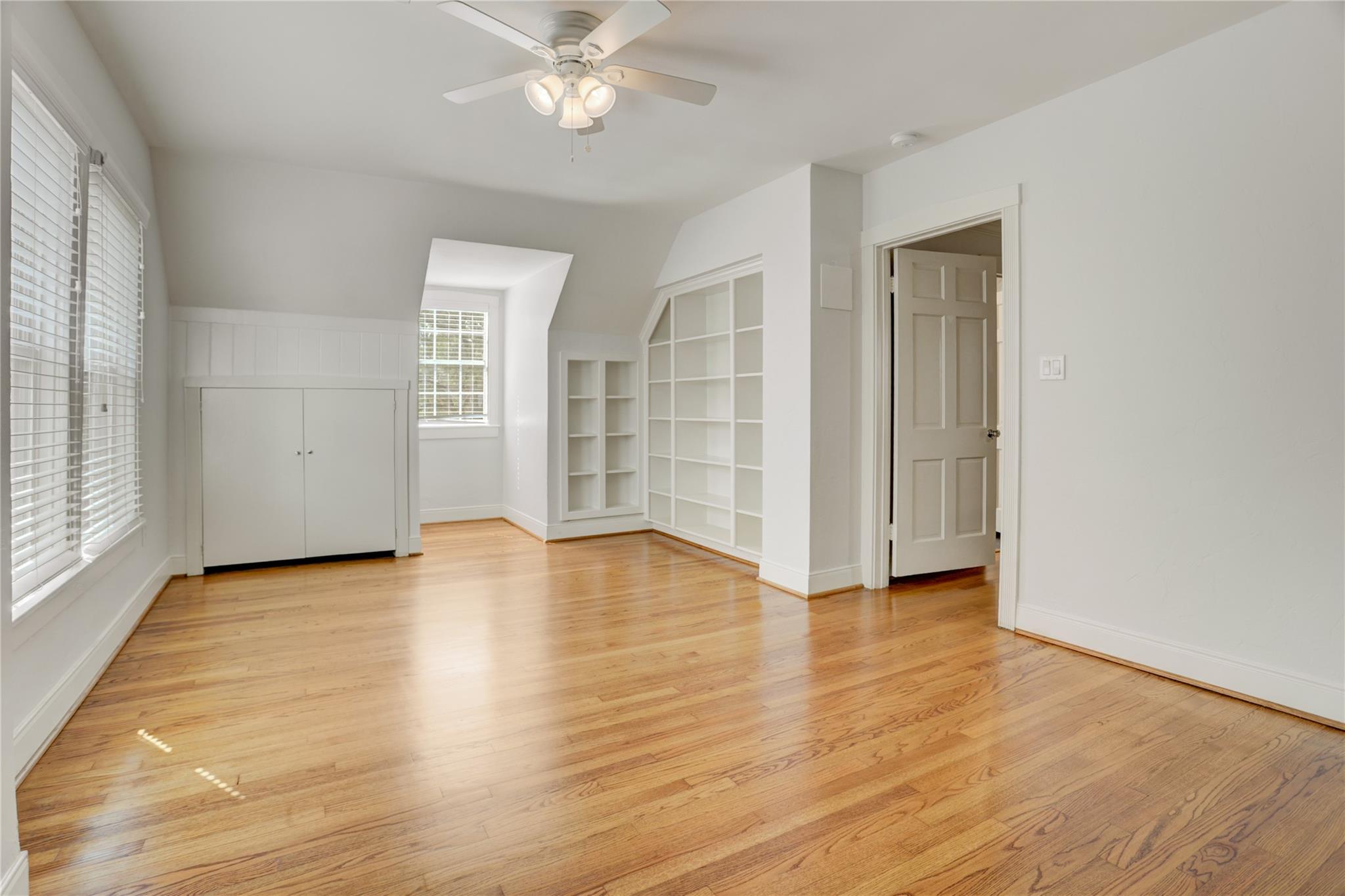 2412 Nottingham Street