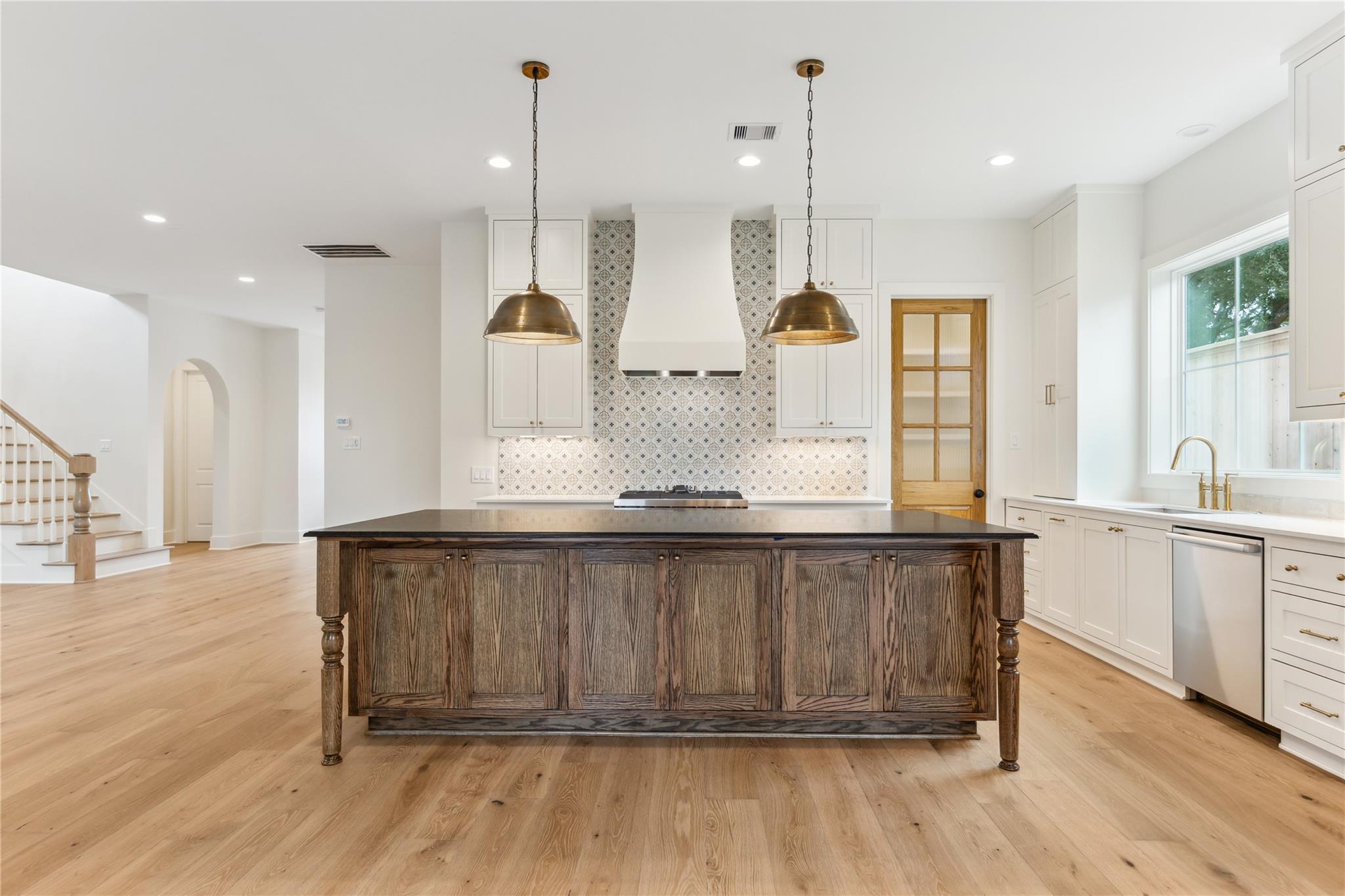 1335 Gardenia Drive
