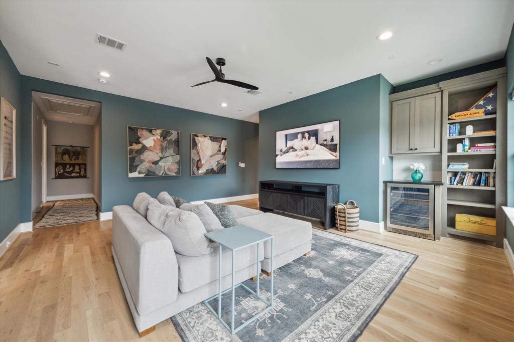 1558 Cheshire Lane
