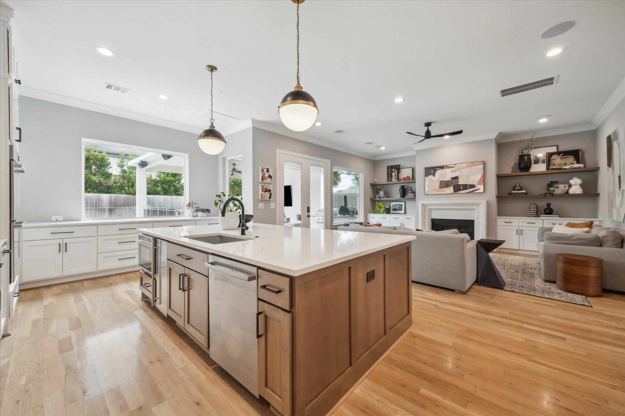 1558 Cheshire Lane