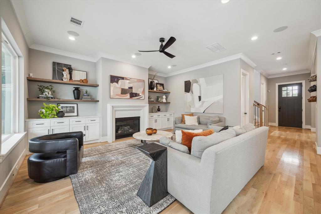 1558 Cheshire Lane