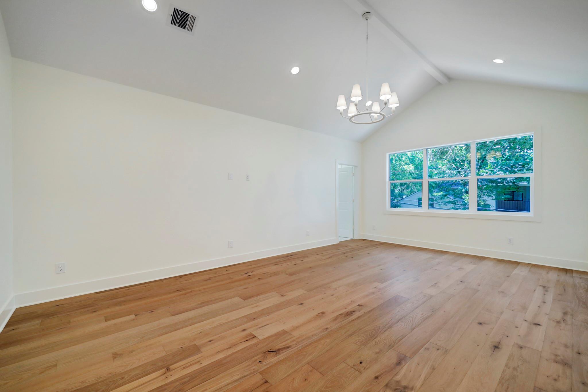 1046 Gardenia Drive