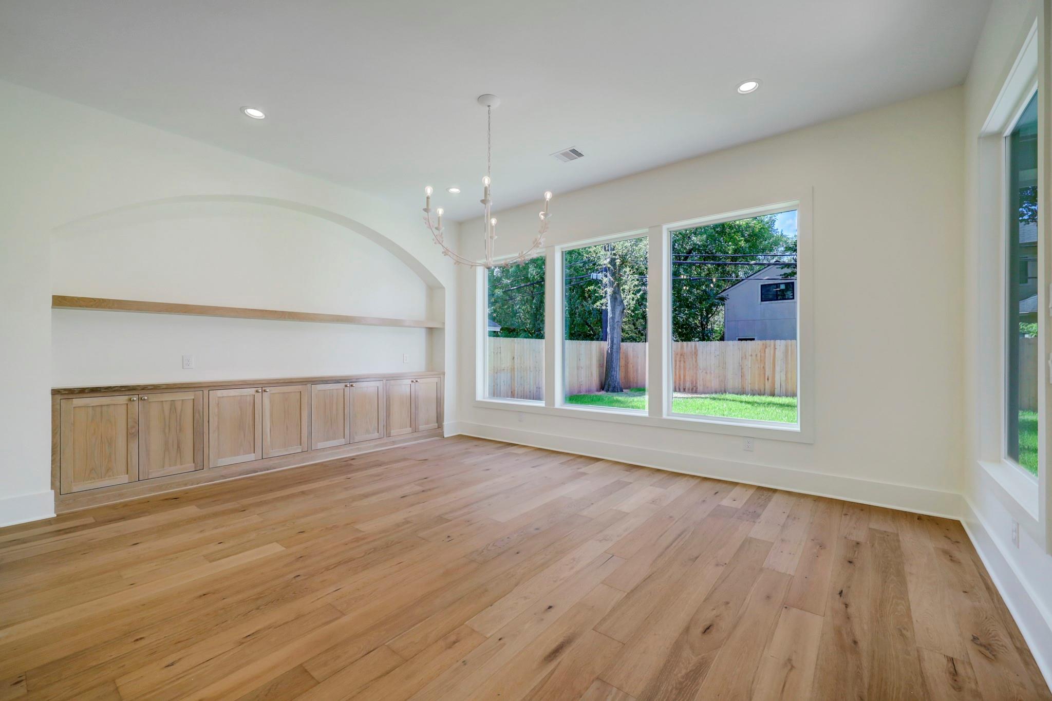 1046 Gardenia Drive