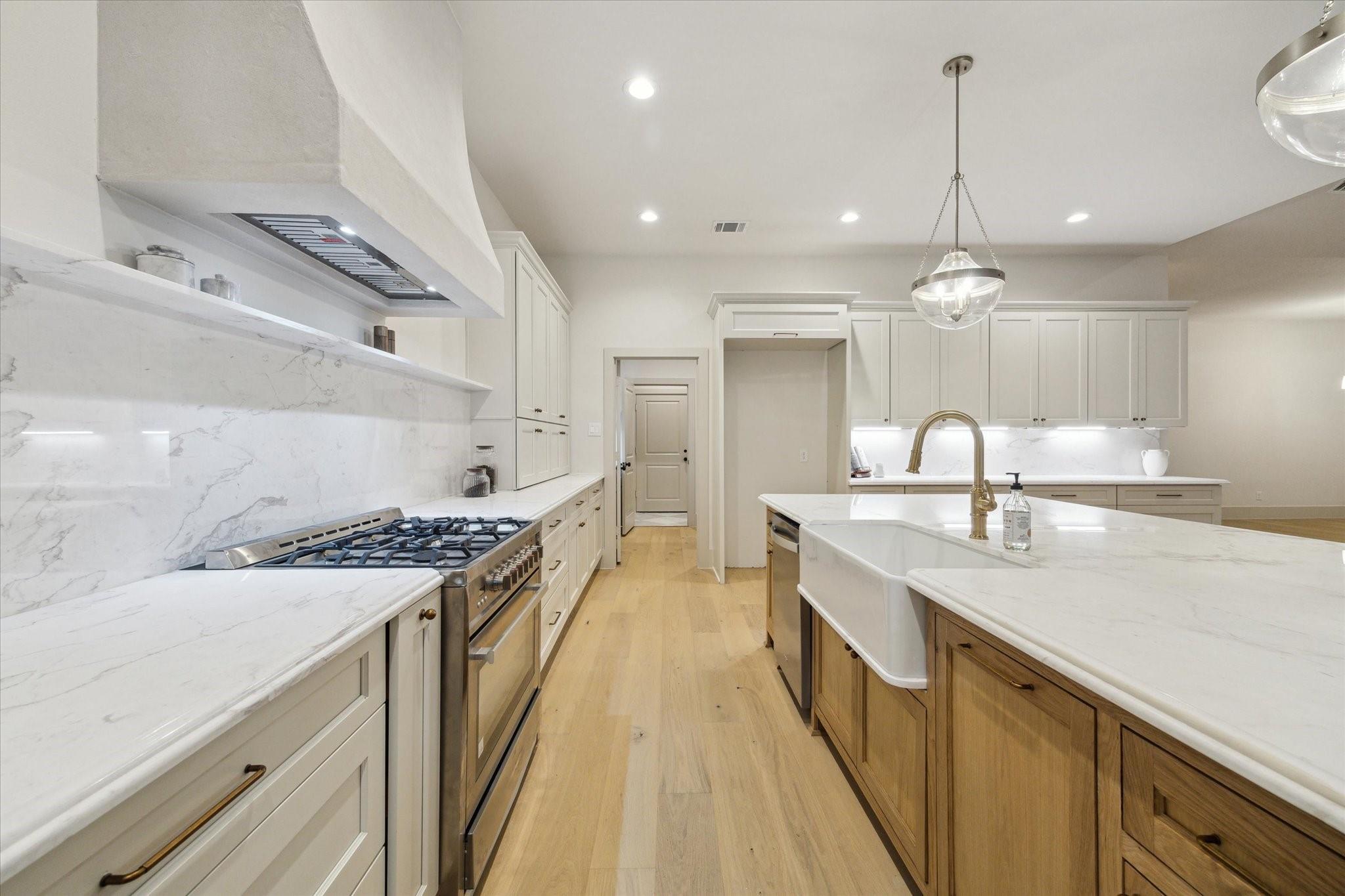 10043 Briarwild Lane