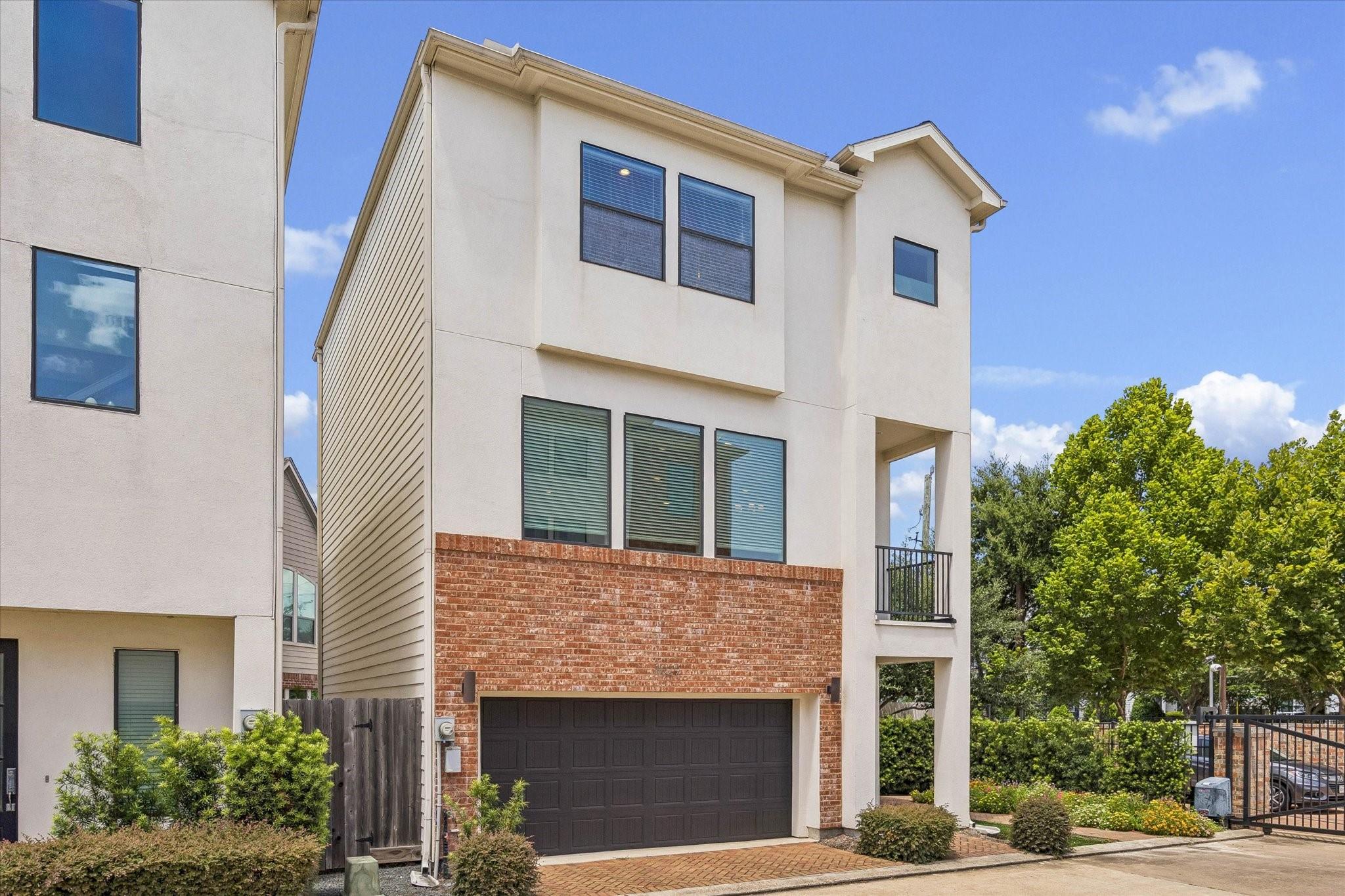 1029 Green Kensington Drive