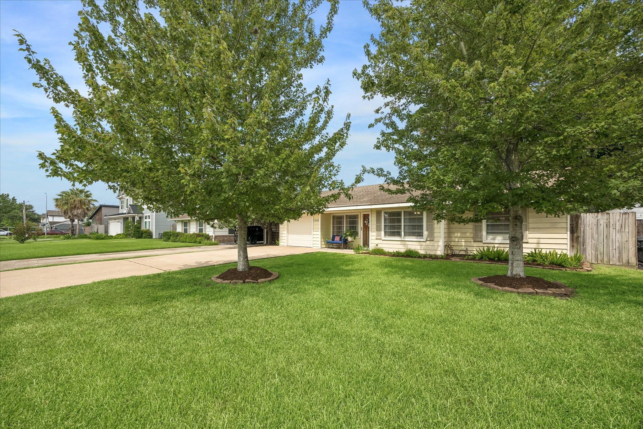 1550 Cheshire Lane