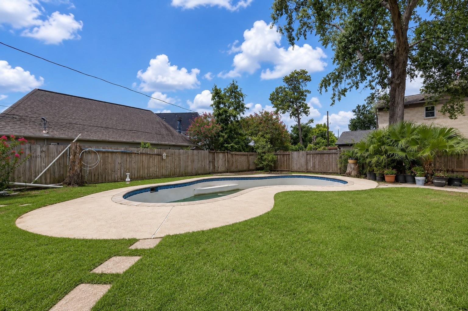 6803 Wimbledon Estates Drive