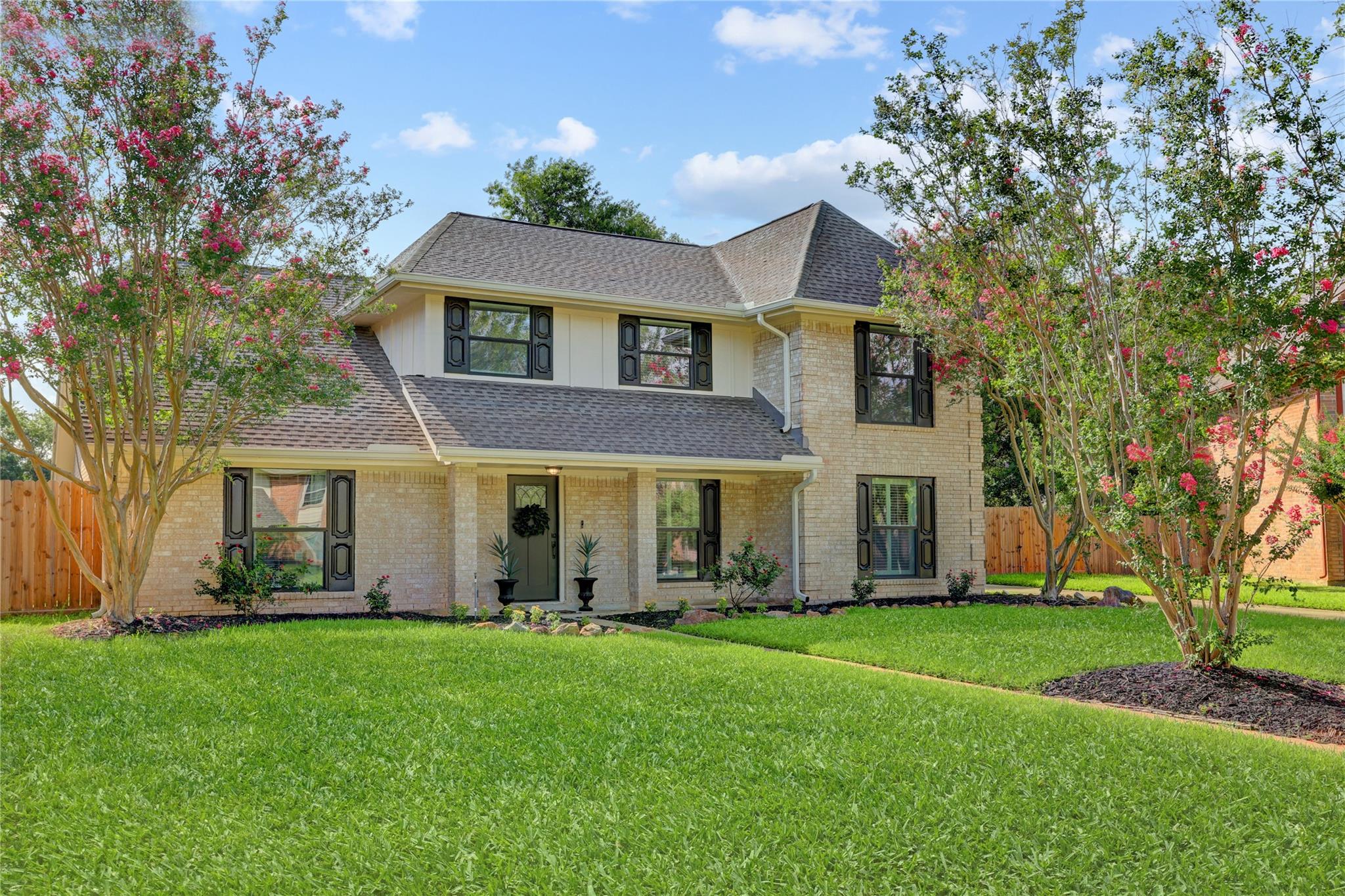 2510 Trailside Court