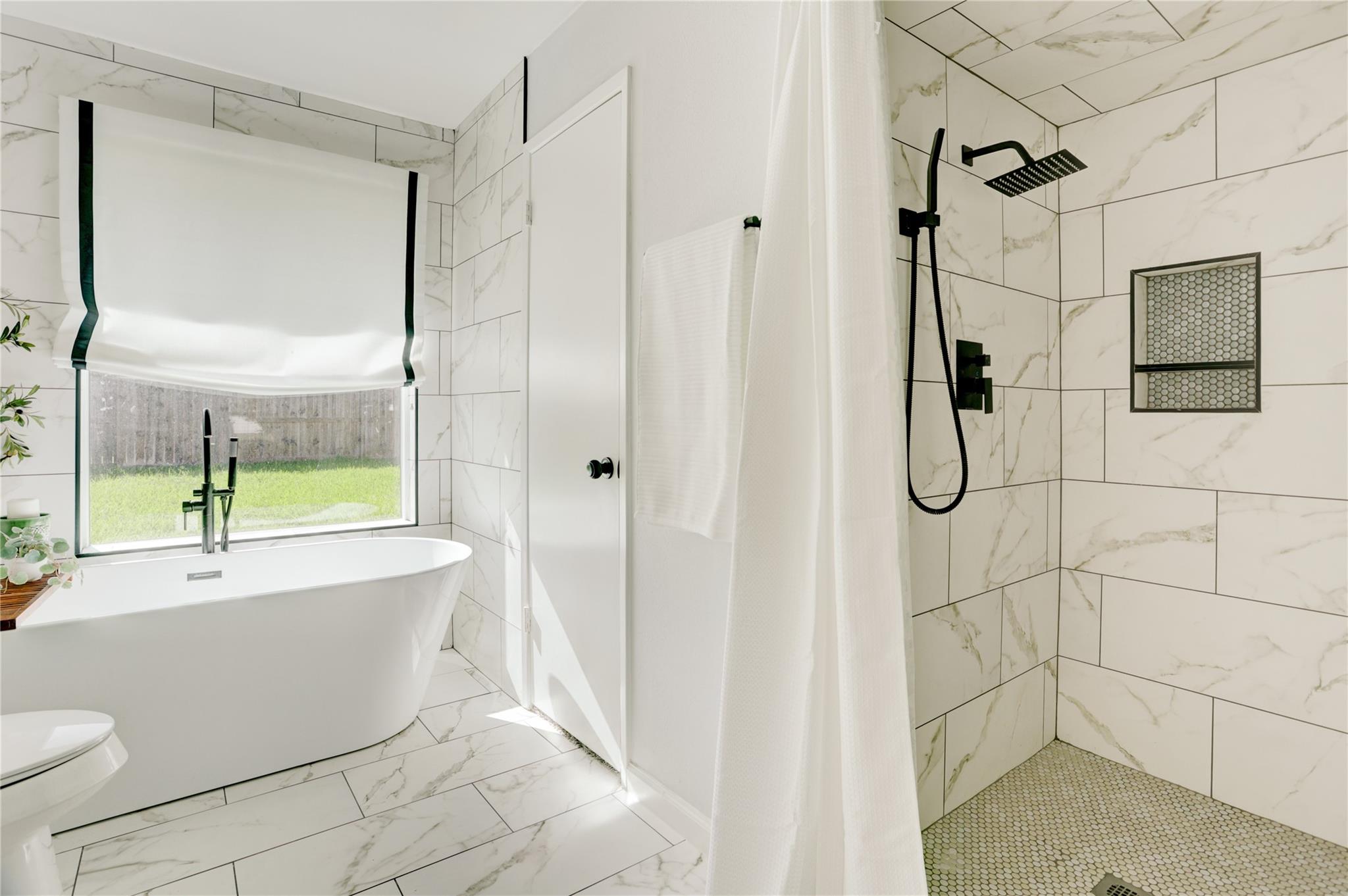 2510 Trailside Court
