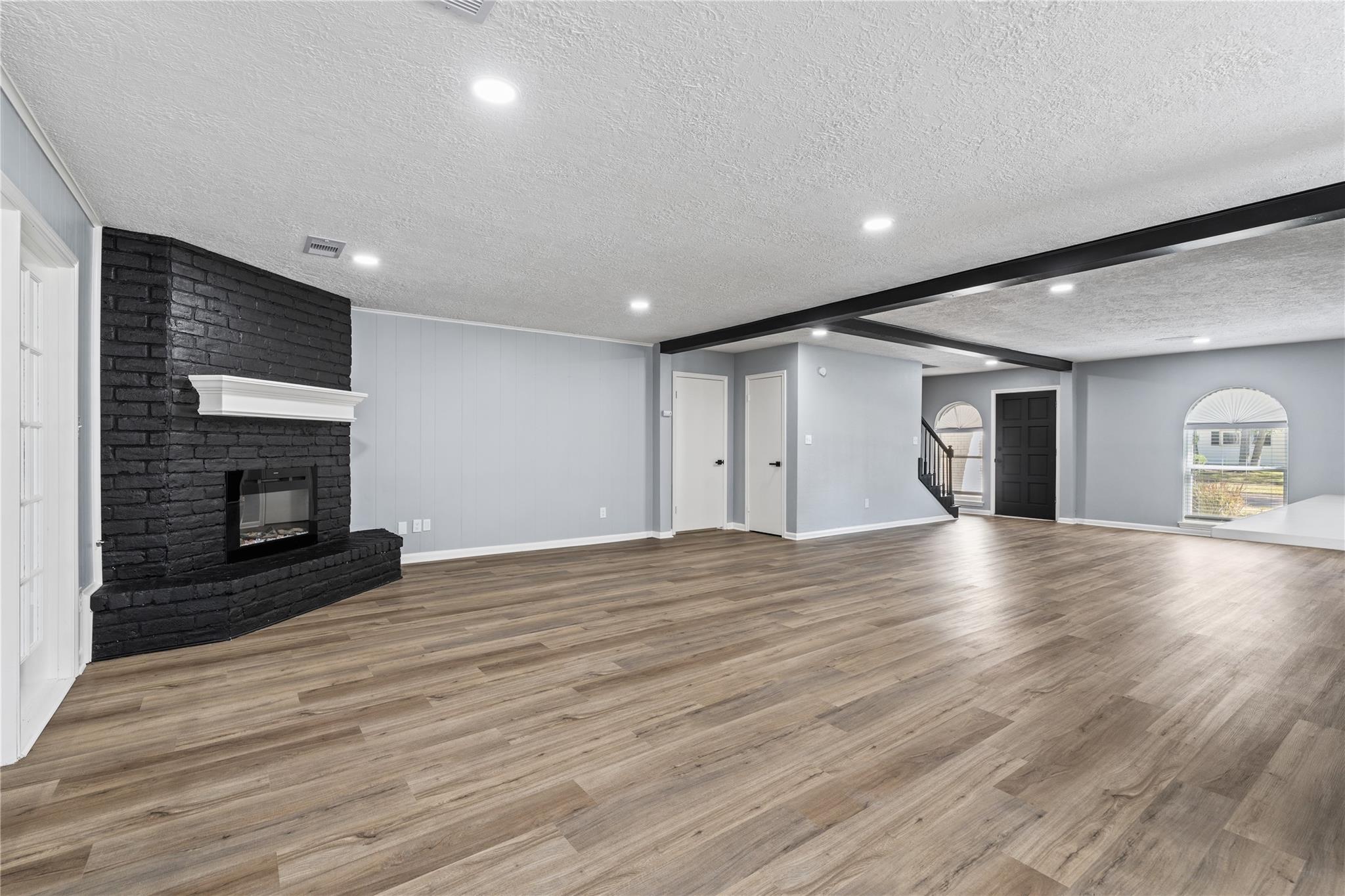 1119 Woodland Drive